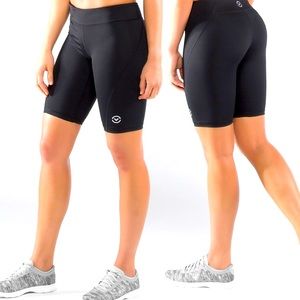 VIRUS WOMEN’S STAY COOL TECH SHORT (ECO29) BLACK
